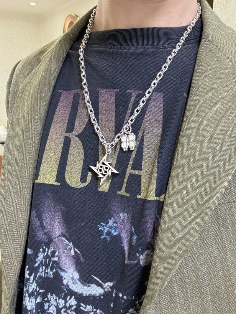 Ba1en*iaga necklaces